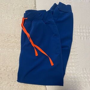 High waisted FIGS Zamora joggers